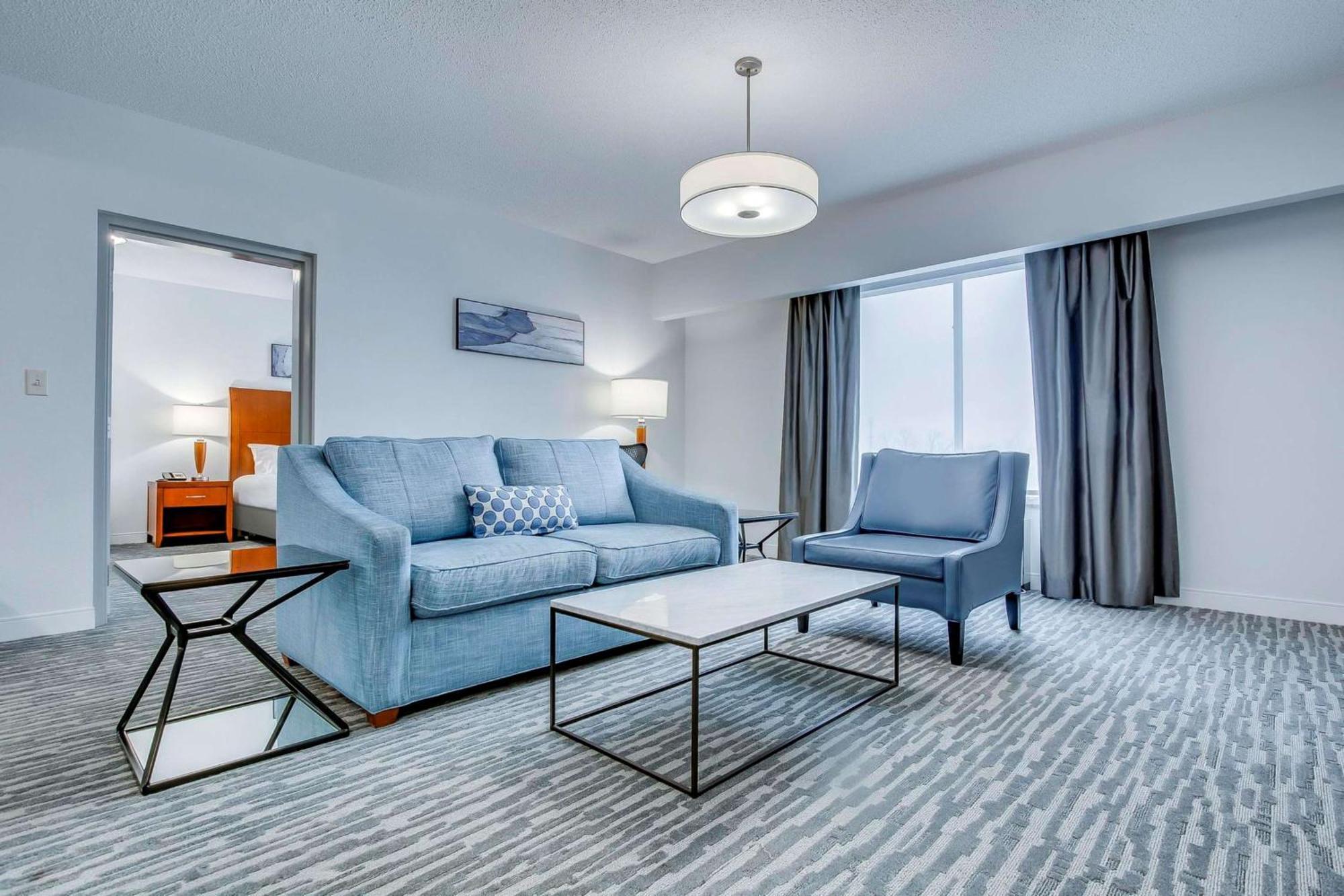 Hilton Garden Inn Louisville-Northeast Екстер'єр фото