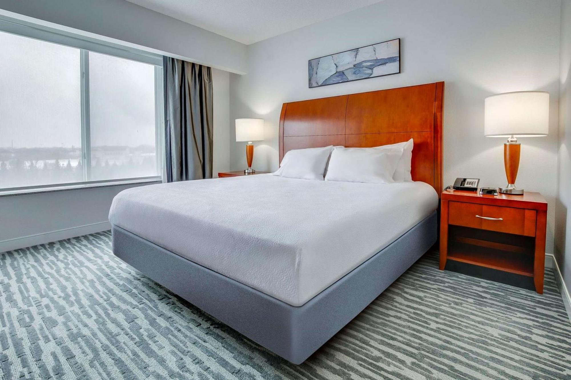 Hilton Garden Inn Louisville-Northeast Екстер'єр фото