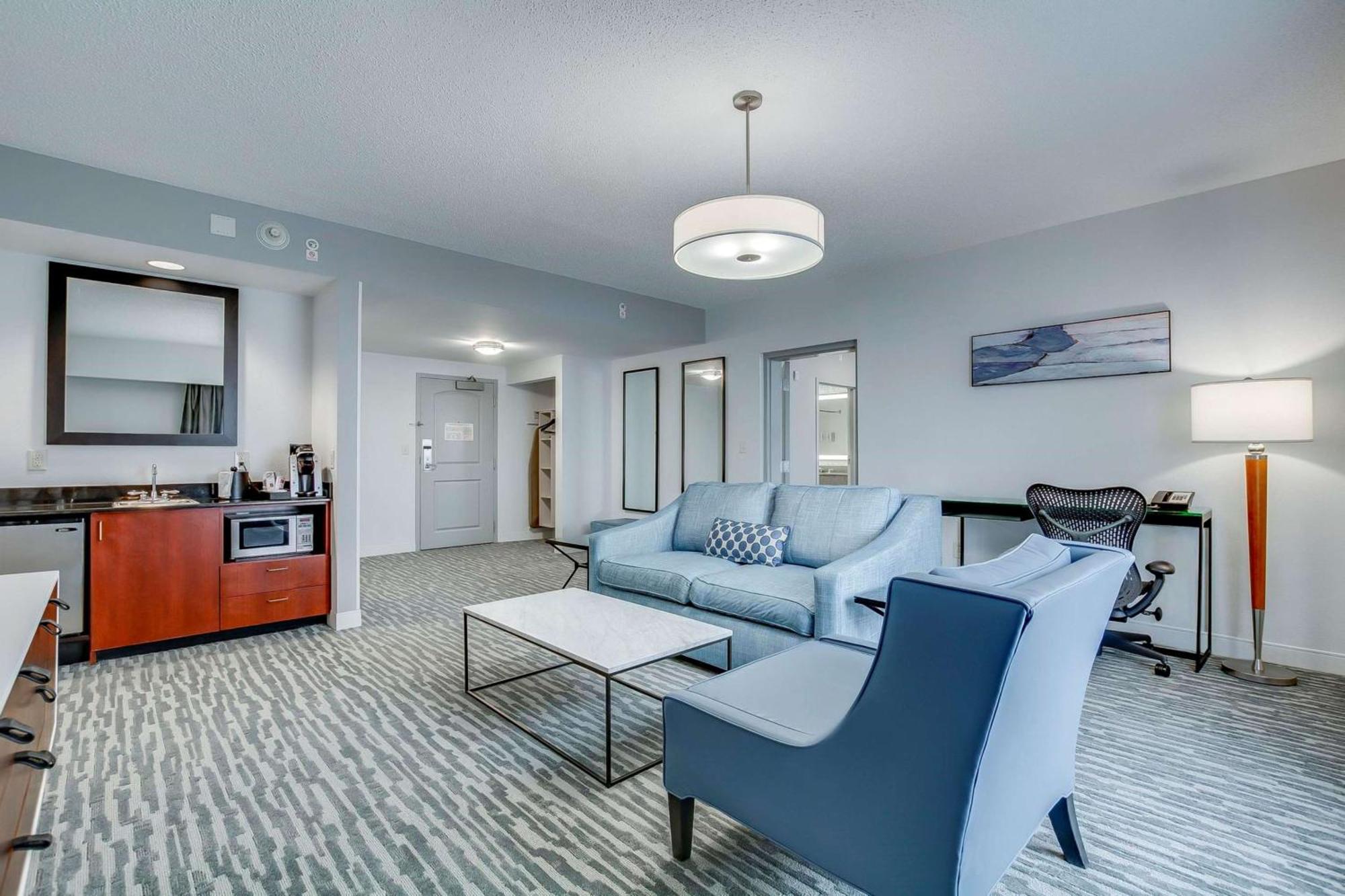 Hilton Garden Inn Louisville-Northeast Екстер'єр фото