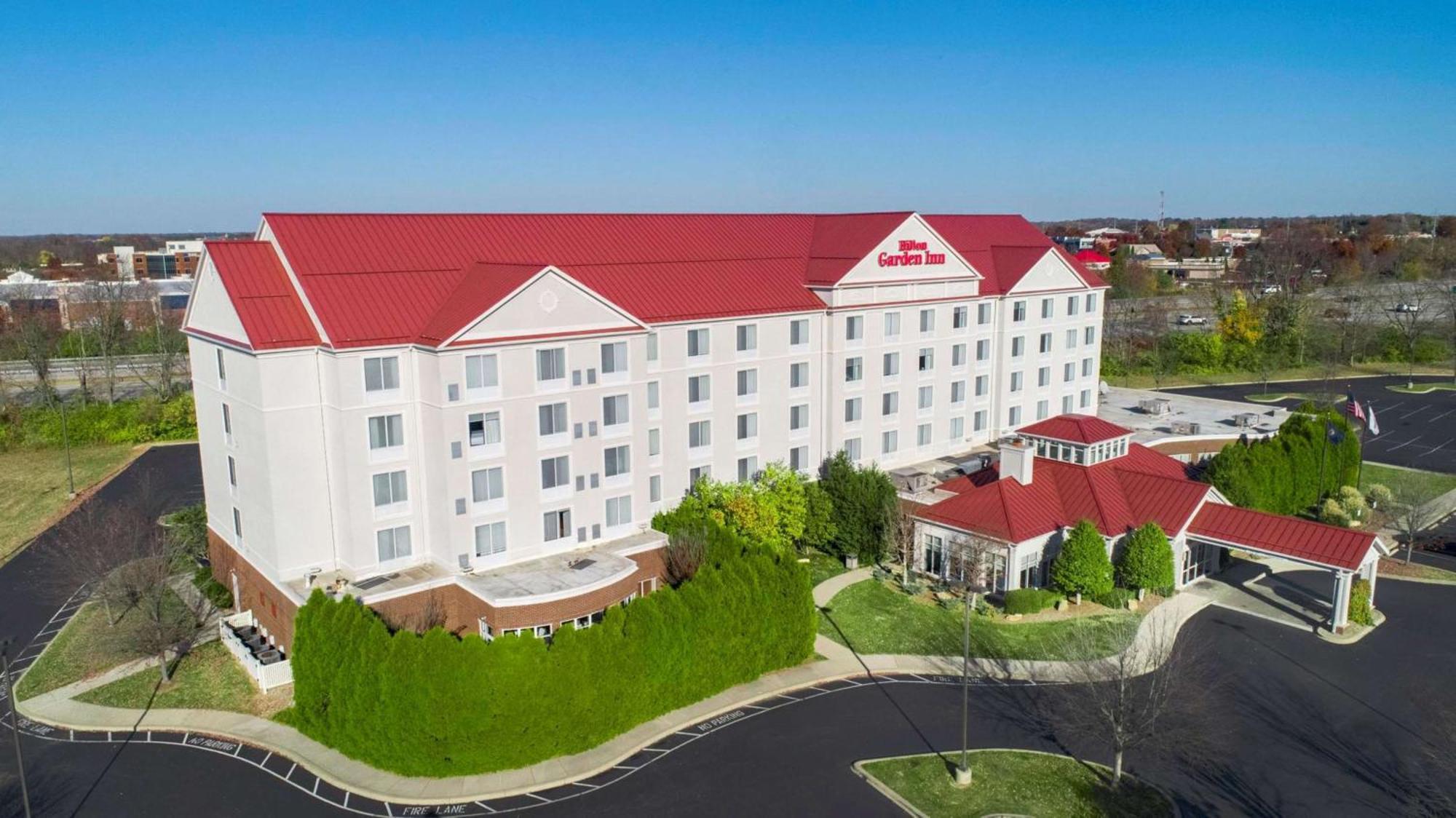 Hilton Garden Inn Louisville-Northeast Екстер'єр фото