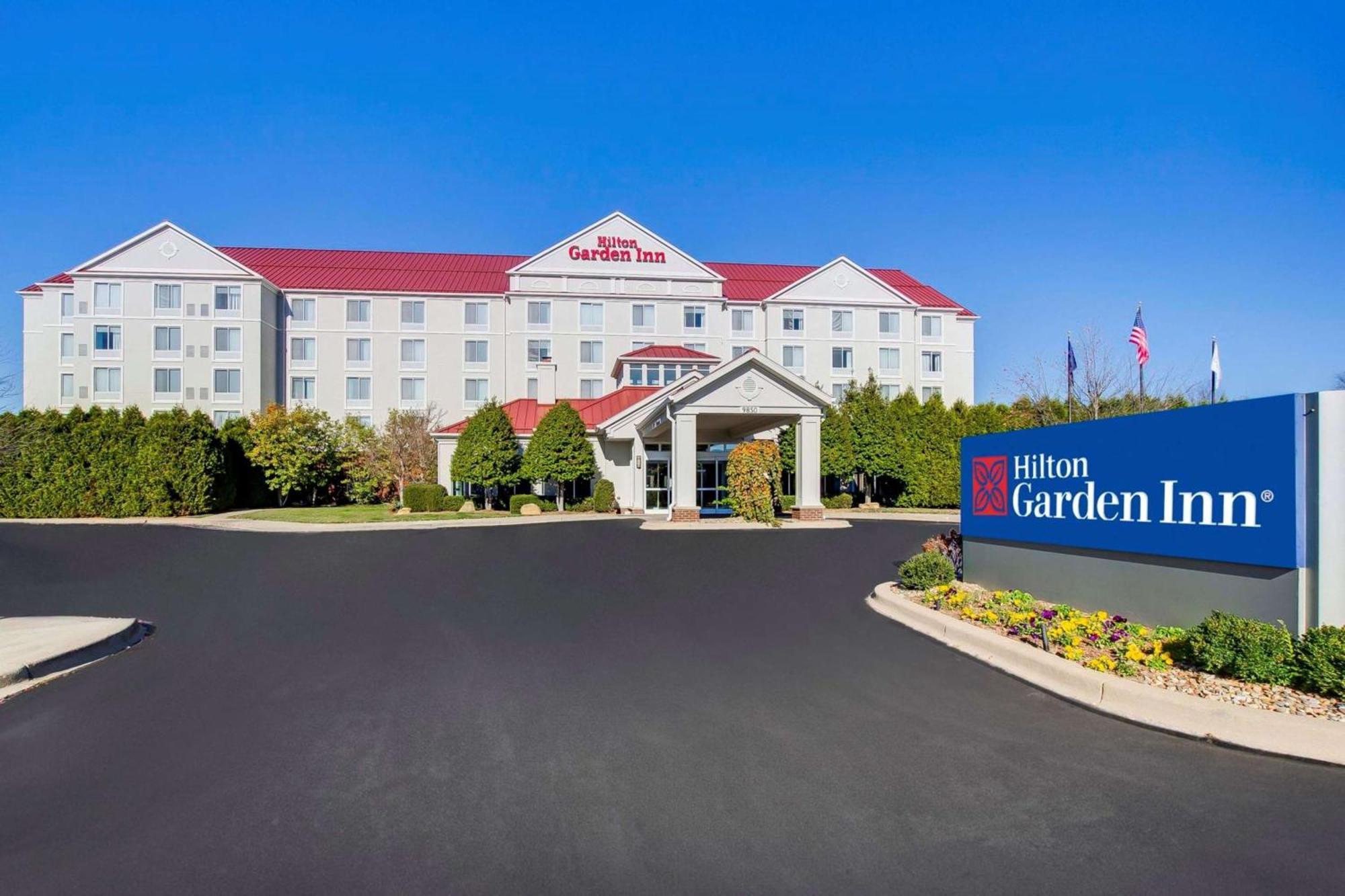 Hilton Garden Inn Louisville-Northeast Екстер'єр фото