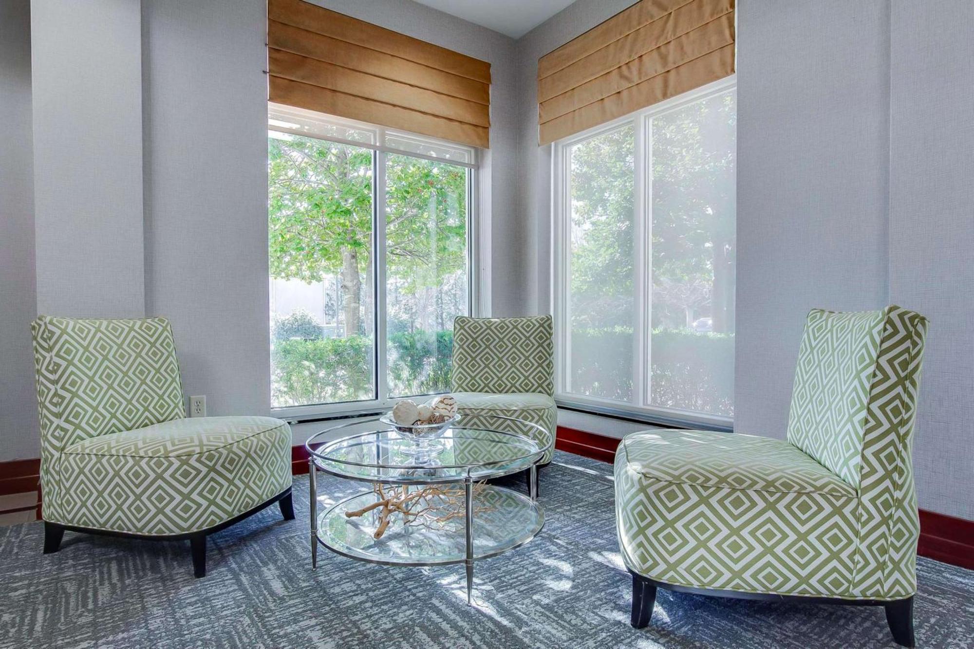 Hilton Garden Inn Louisville-Northeast Екстер'єр фото